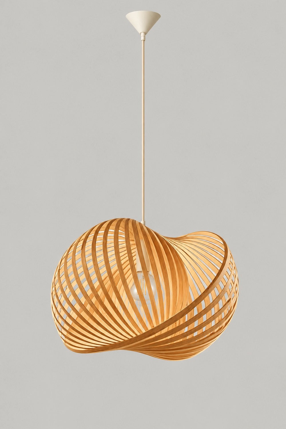 Suspension SKAL coquillage en bois sur fond gris