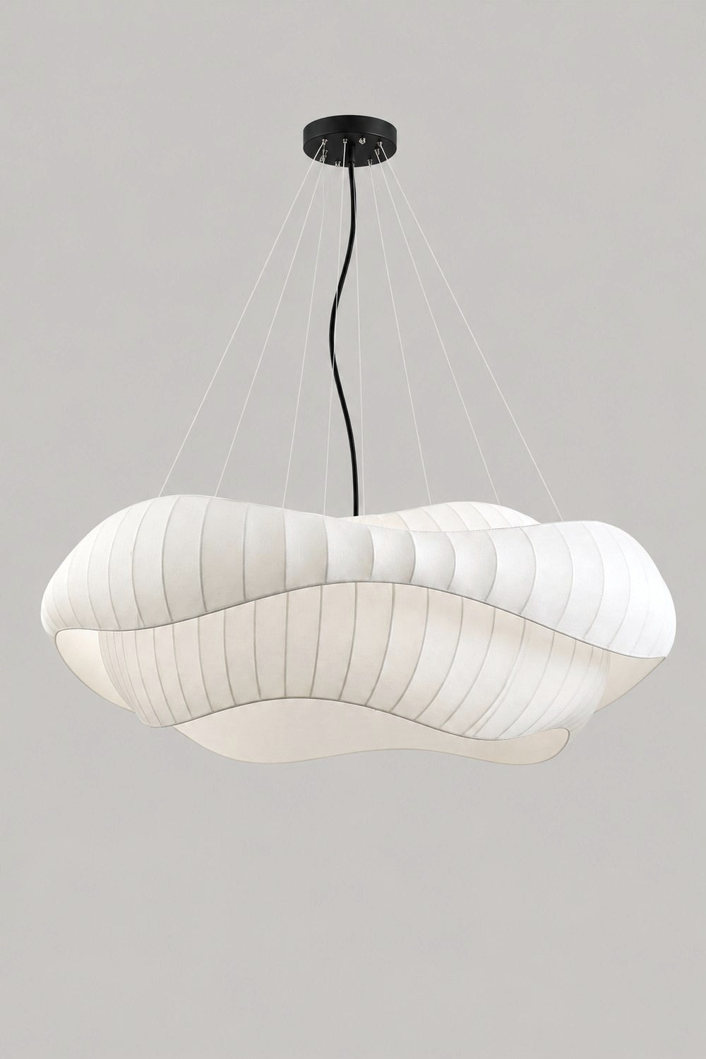 Suspension VINTER en forme de nuage sur fond gris
